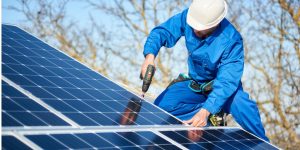 Installation Maintenance Panneaux Solaires Photovoltaïques à Saint-Bonnet-de-Salers